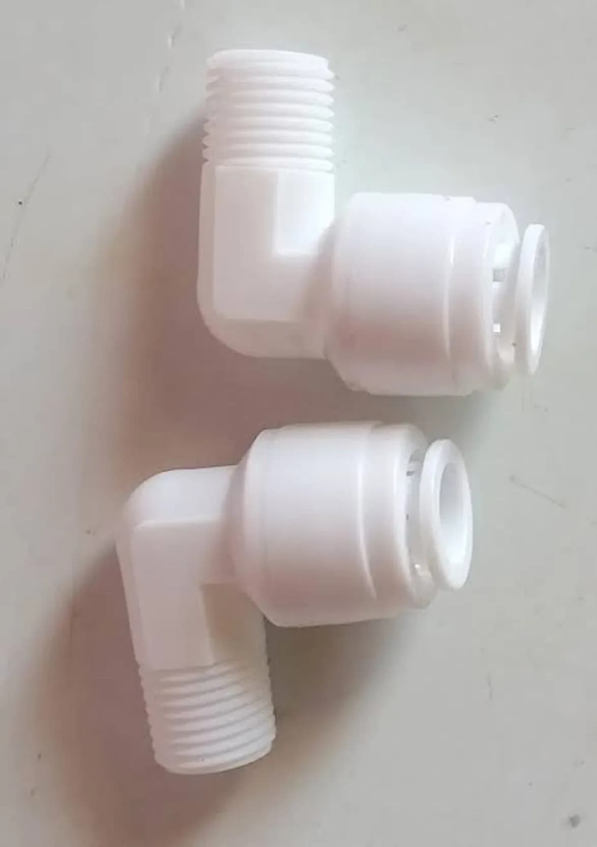 Booster-Pump-Elbow-Connector-1_4-to-3_8-inch.webp