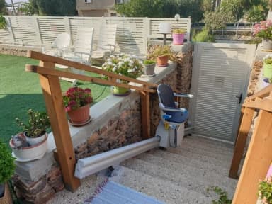 Handicare Outdoor Stair Lift